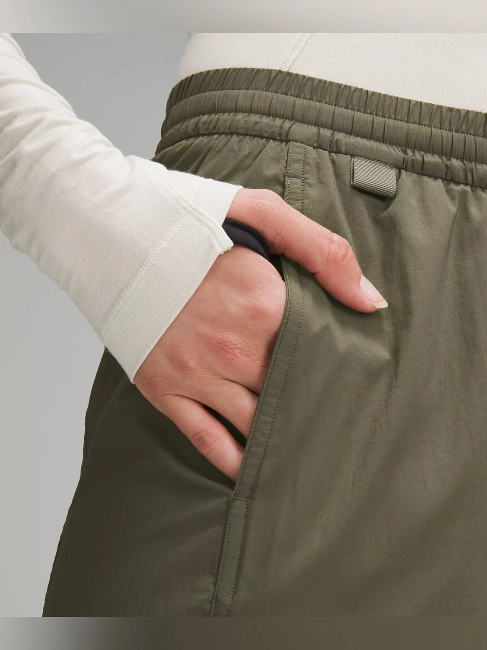 Lightweight Cargo Mid-Rise Hiking Pant black